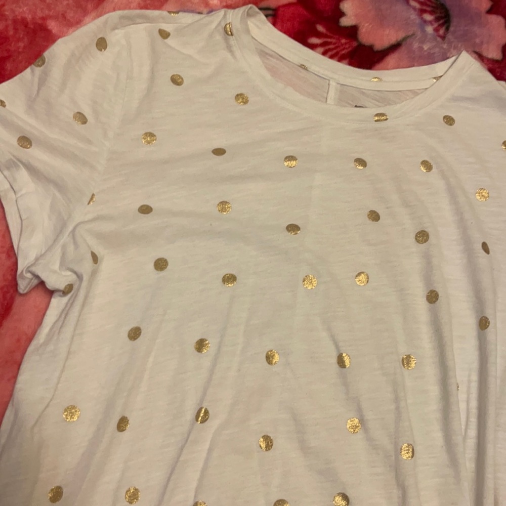 Cute gold spotted tee